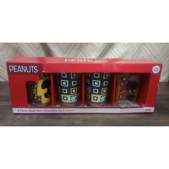 Zak Other - PEANUTS SNOOPY 16oz. Set Of 4 16 Oz Pint Glasses. Brand New in Box. Glass Set